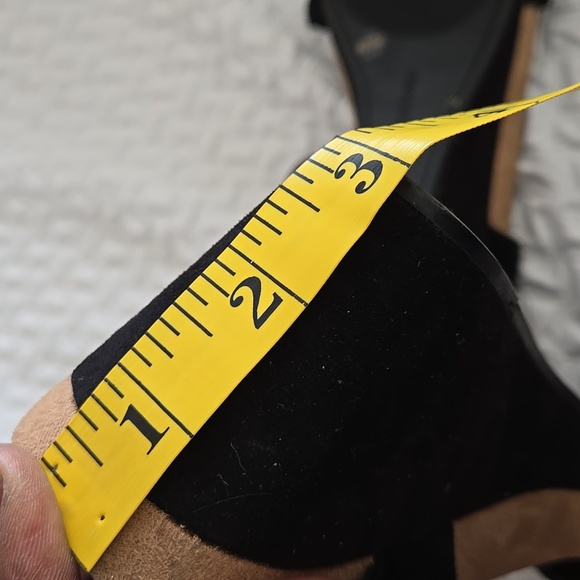 Lucky Brand Kenette Black and Tan Wedge Sandals Summer Shoes - Picture 9 of 11